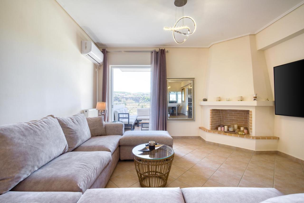 Sea & Mountain Apartment Close To Port And City Lávrion Exteriér fotografie