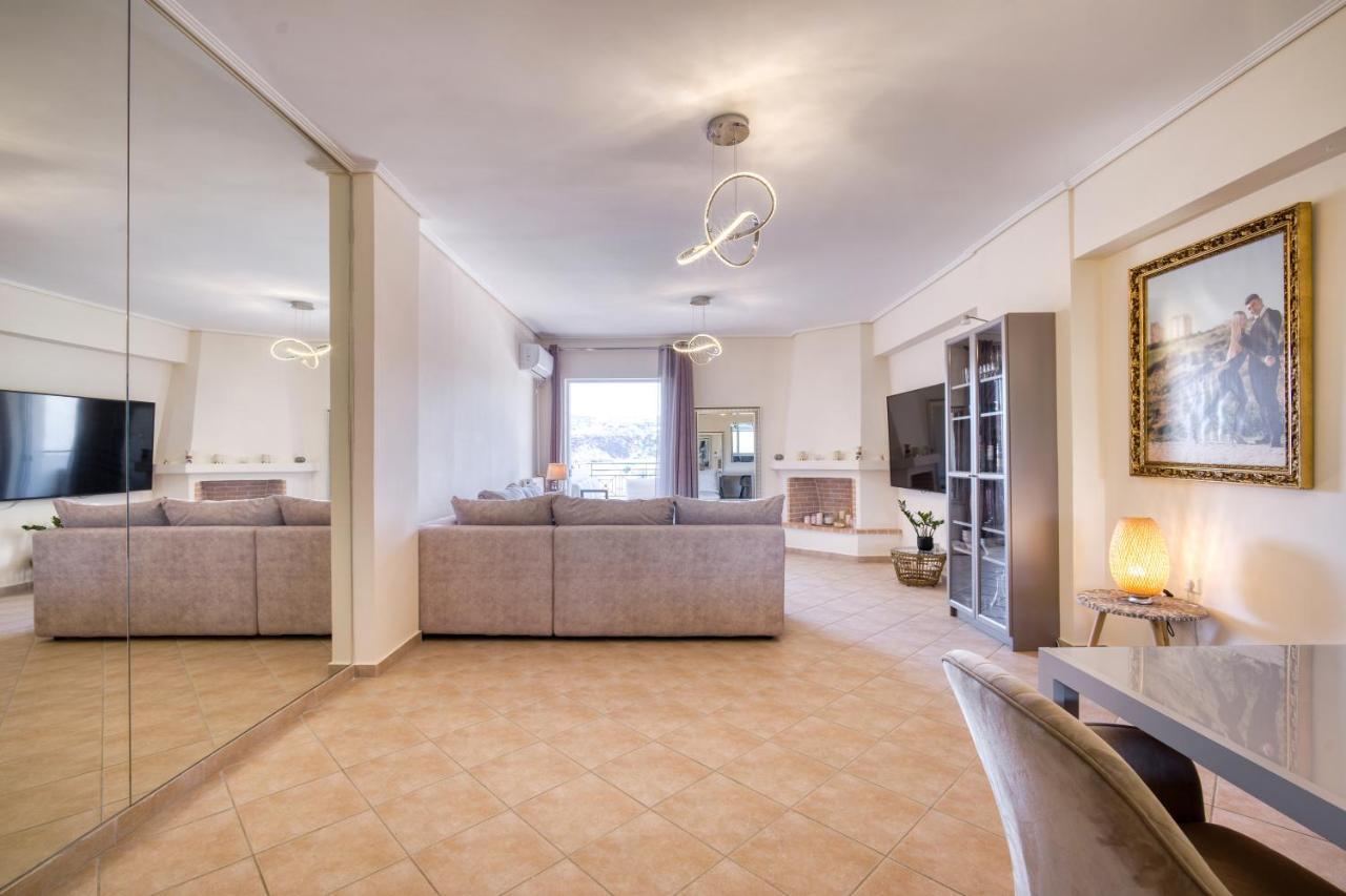 Sea & Mountain Apartment Close To Port And City Lávrion Exteriér fotografie