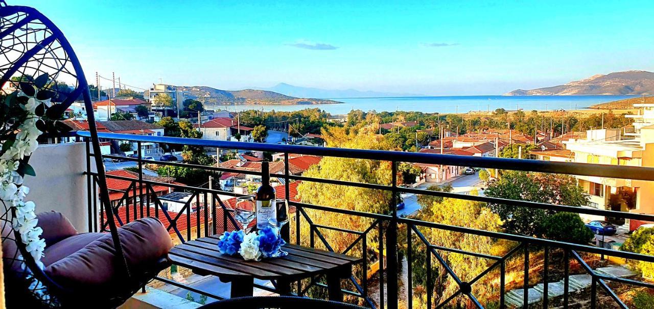 Sea & Mountain Apartment Close To Port And City Lávrion Exteriér fotografie
