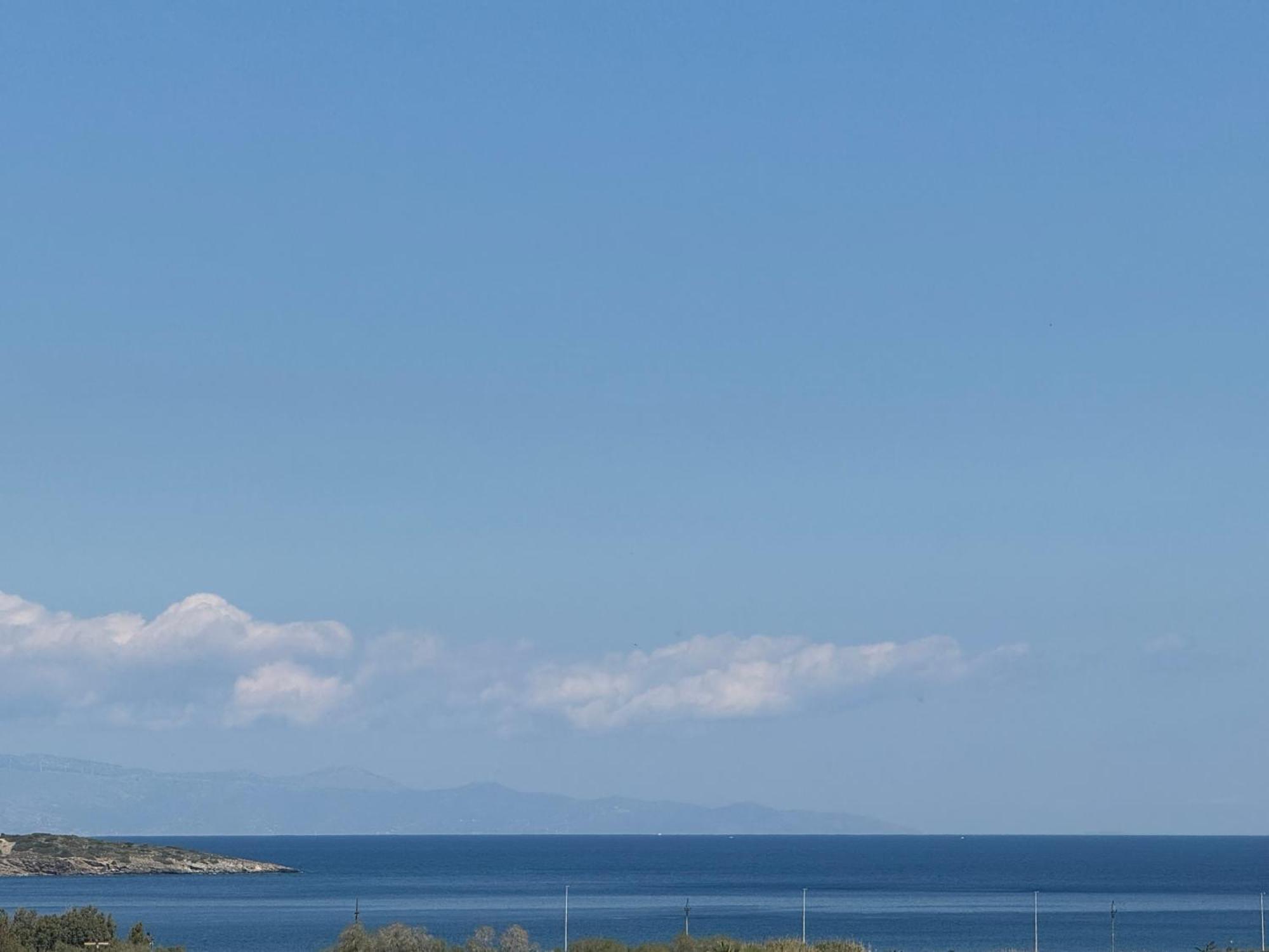 Sea & Mountain Apartment Close To Port And City Lávrion Exteriér fotografie