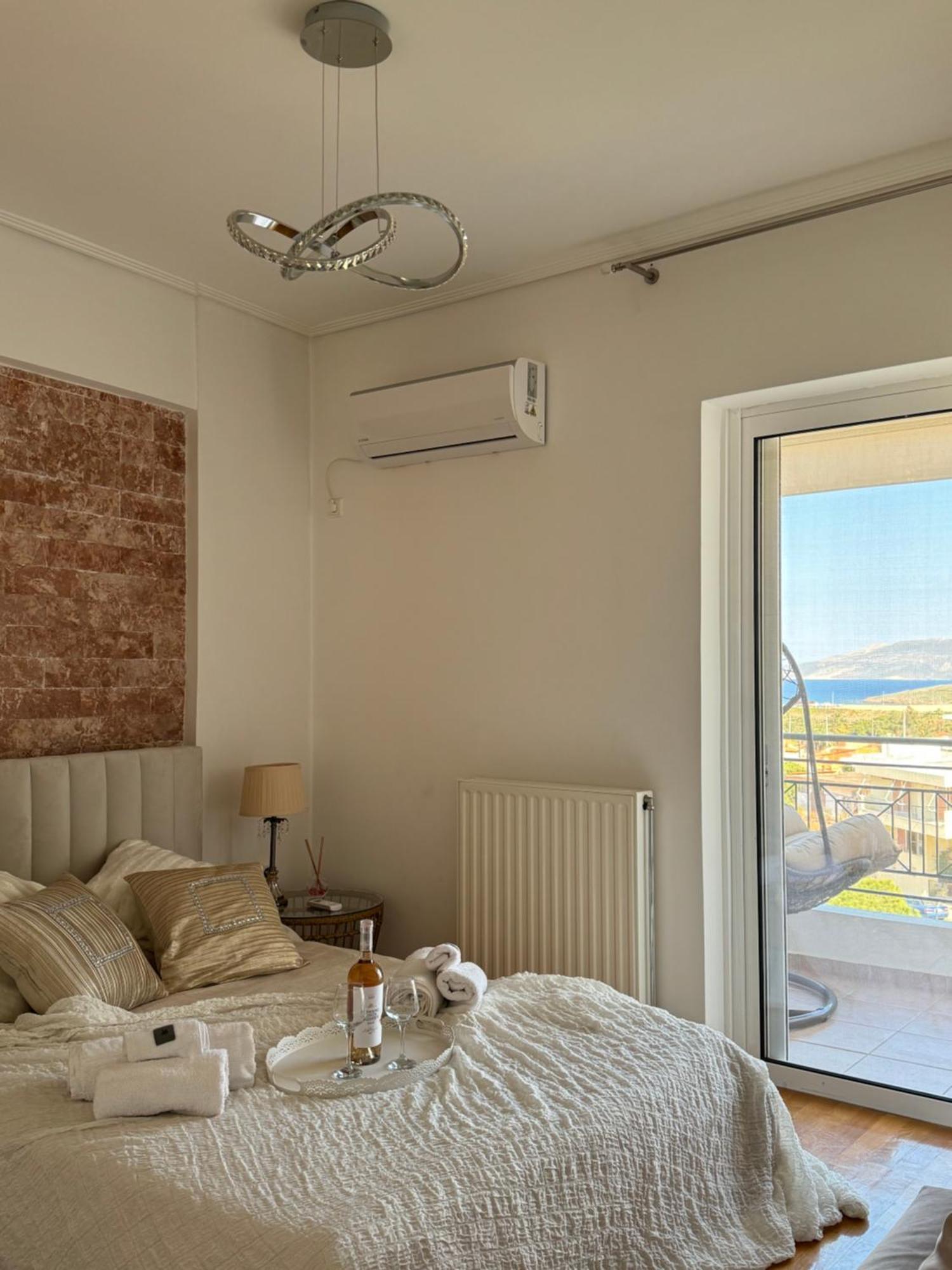 Sea & Mountain Apartment Close To Port And City Lávrion Exteriér fotografie